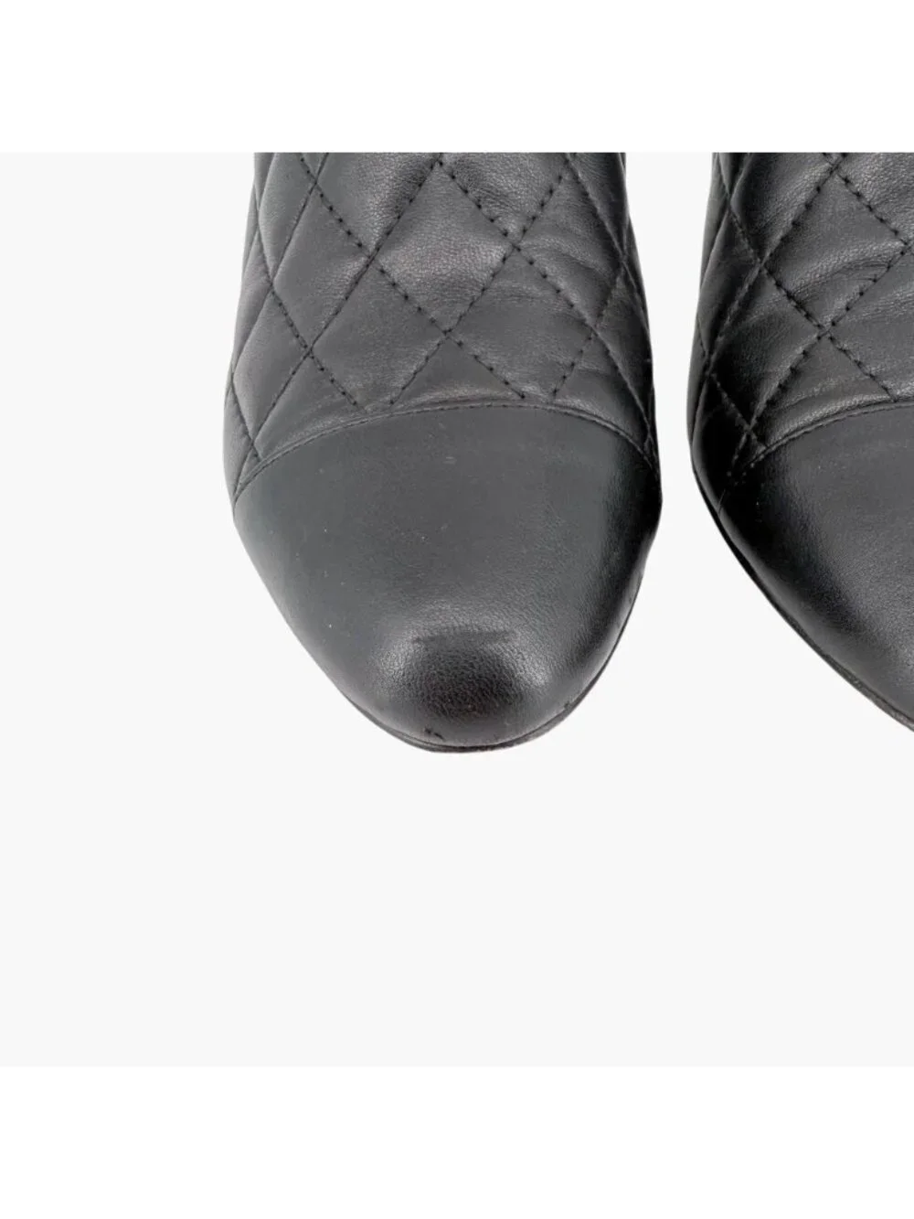 Chanel CC Quilted Cap Toe Ankle Boots Black Leather Size 38.5 US 7.5-8 Mid Heel - Picture 7 of 15